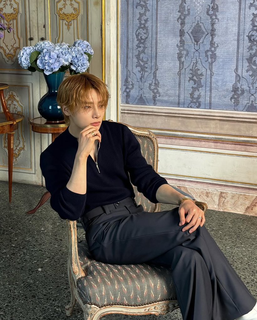 spearhyunnie's tweet photo. i.n instagram update: "DAMIANI" 

#I_NxDAMIANI https://t.co/ti9bo3gDfR