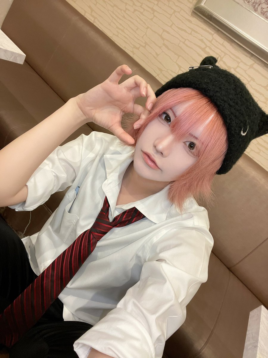 Subaru_CNR's tweet photo. 𖤐16:00〜25:00𖤐
今日は眠気との戦い、です
エナドリをかちこみましていざ出陣です

別に久しぶりじゃないんだけど久しぶりな気がするから会えたら嬉しいでつよ〜
お待ちしてますね

 #いいね返し  #自撮り界隈  #中性  #男装  #コンカフェ  #札幌  #すすきの https://t.co/OXi9tyF2Ve