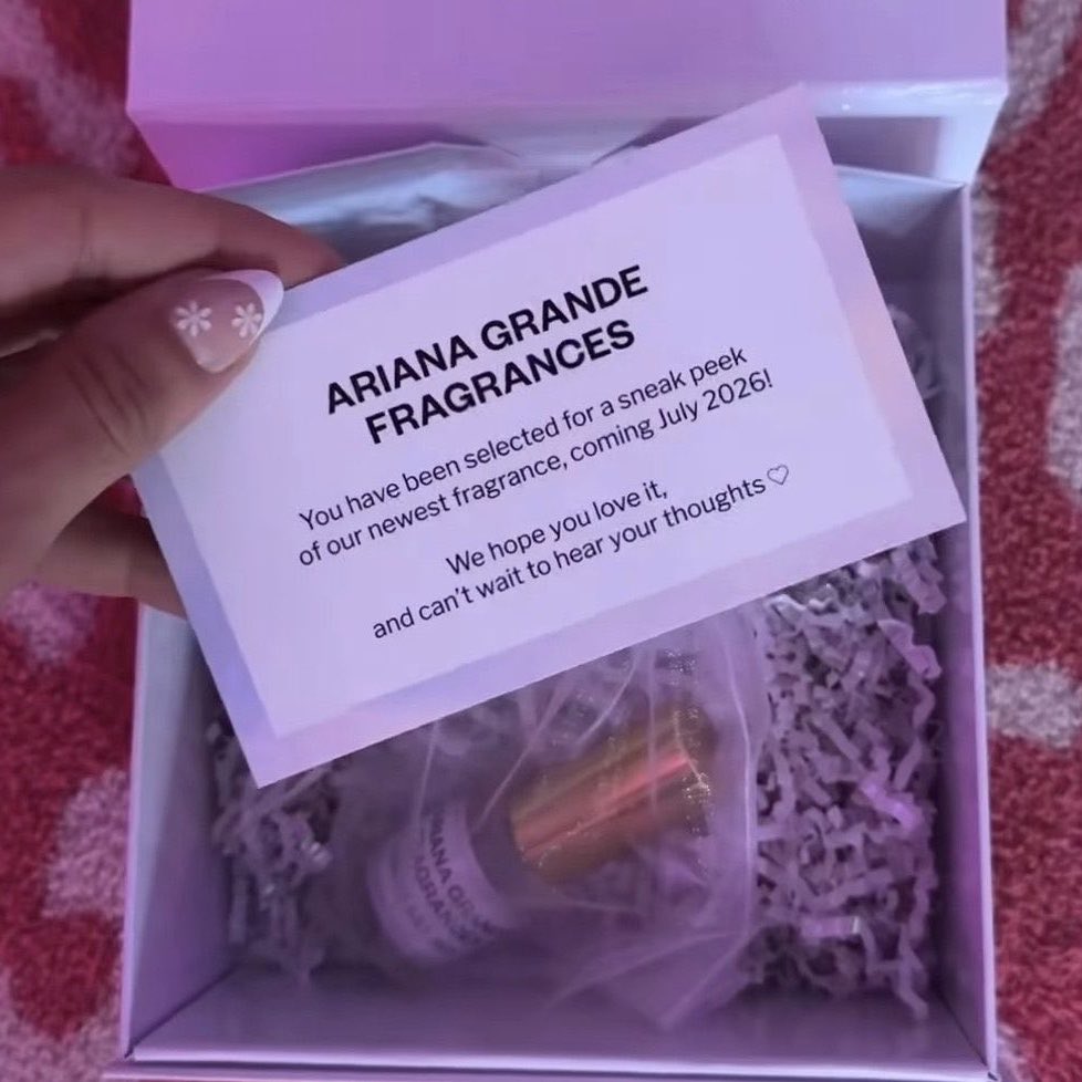 glindaupland's tweet photo. ariana grande will be releasing her new fragrance “cloud aurora” next month. https://t.co/Tes3ZoguLq