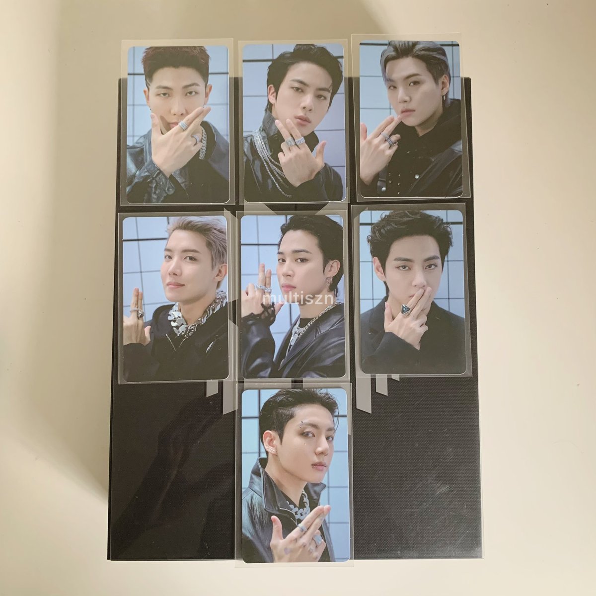 multiszn's tweet photo. wts lfb ph bts proof album

⭐️ ₱1.5k
⭐️ unsealed! but complete inclus (w/ jimin rpc)
⭐️ dm to claim/for more pics https://t.co/f7NS1BHGnY