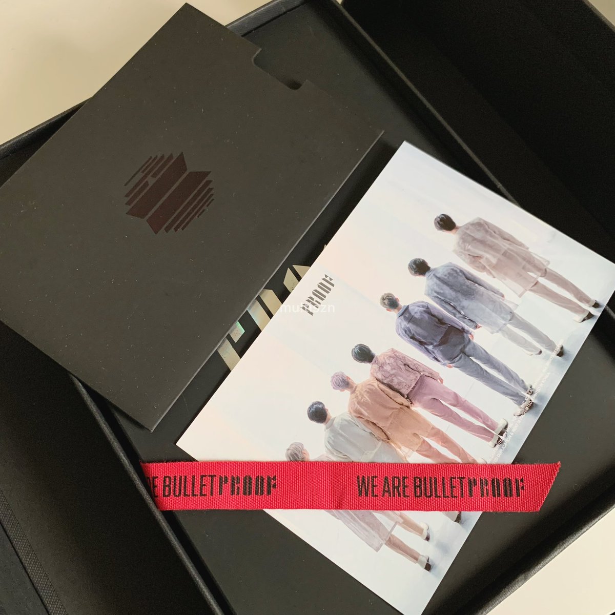 multiszn's tweet photo. wts lfb ph bts proof album

⭐️ ₱1.5k
⭐️ unsealed! but complete inclus (w/ jimin rpc)
⭐️ dm to claim/for more pics https://t.co/f7NS1BHGnY