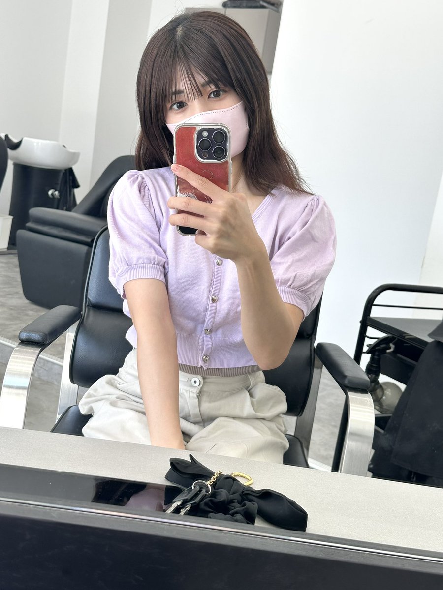 nonamisub's tweet photo. 今回はカラー➕トリートメントだけ🧖🏻‍♀️
結んでたからボザボサですね！ https://t.co/3izhGixmdl