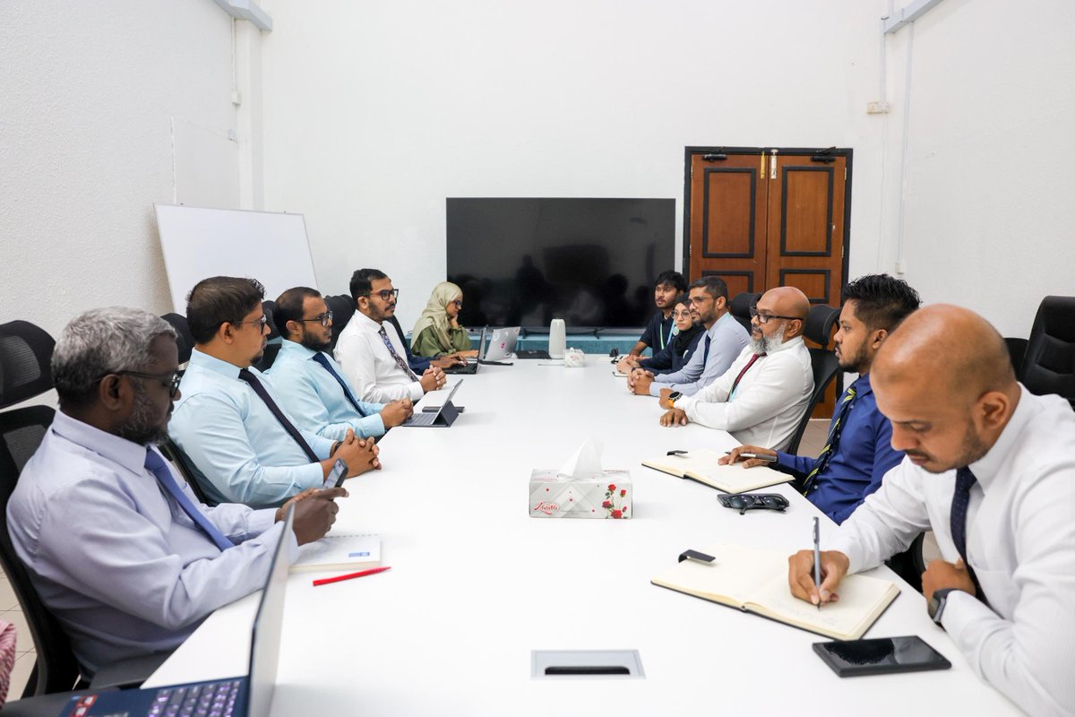 NDMAmv's tweet photo. CE Hisan Hassan & Senior Management Team of NDMA paid a courtesy call on Minister of Climate Change, Environment and Energy Ali Shareef and discussed about ongoing important initiatives and synergizing collaboration in areas of Disaster Risk Reduction and Climate Change Adaptation.