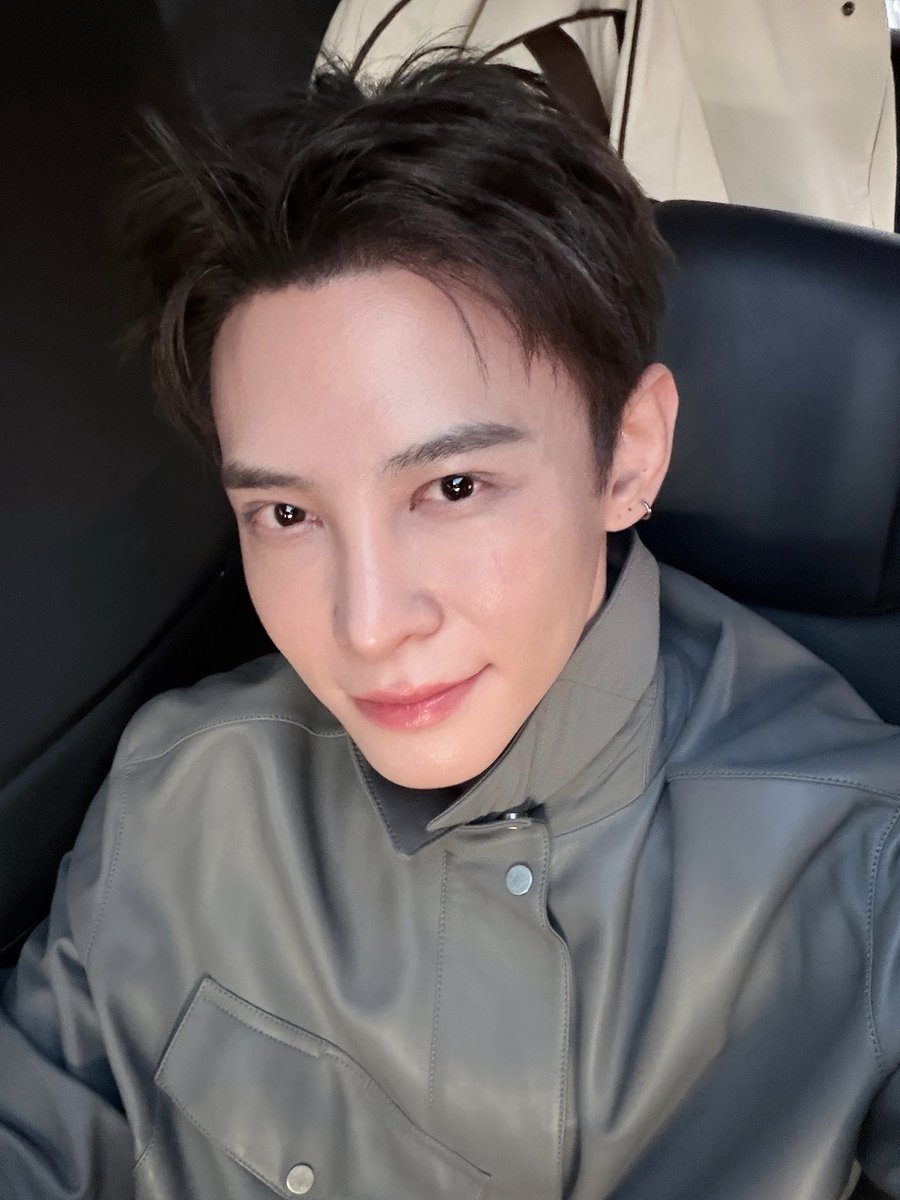supanut_l's tweet photo. รถติด งื้ออออ #supanut https://t.co/fvF3rPjdiH