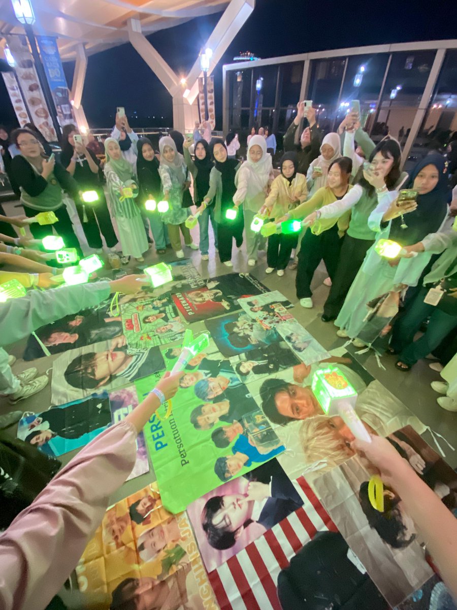 eventkpopzone's tweet photo. Noraebang Se-kompleks Vol 2 📸 https://t.co/LAj1Ev39Dp