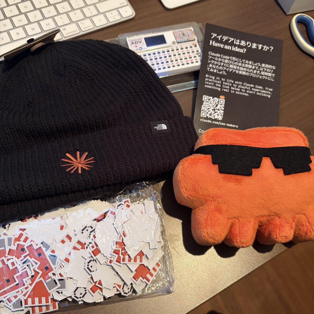 nukonuko's tweet photo. 今日の戦利品！！！

Anthropic Japan に遊びに行ってきました！Fable 5 のイベントをそのうち開催するので（できるといいな！）その際に少しおすそ分けできればと思います！#aimeetup https://t.co/XtDx4A1Ktn