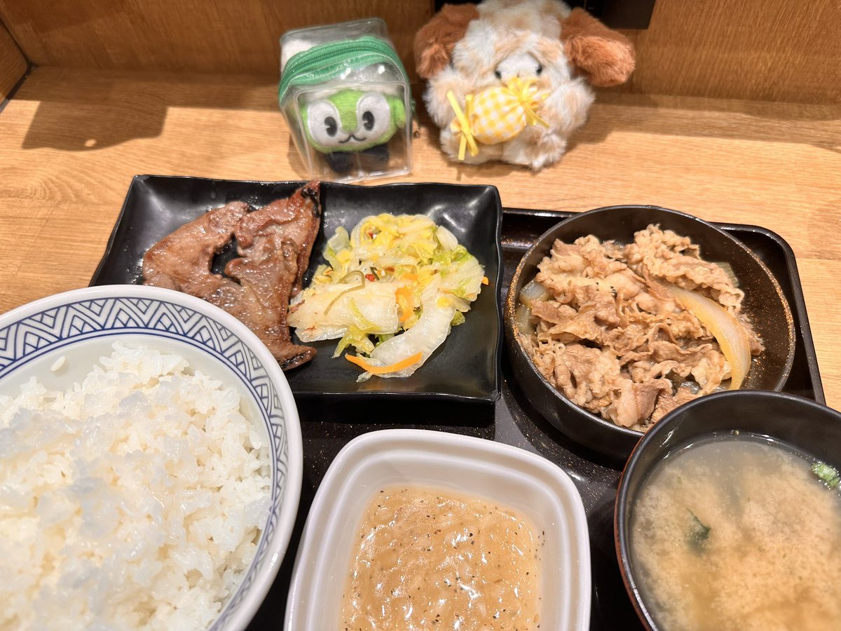 necot4_'s tweet photo. 載せてなかったちょっと前に食べたもの達😁👌🏻 https://t.co/D4mWvy9bly