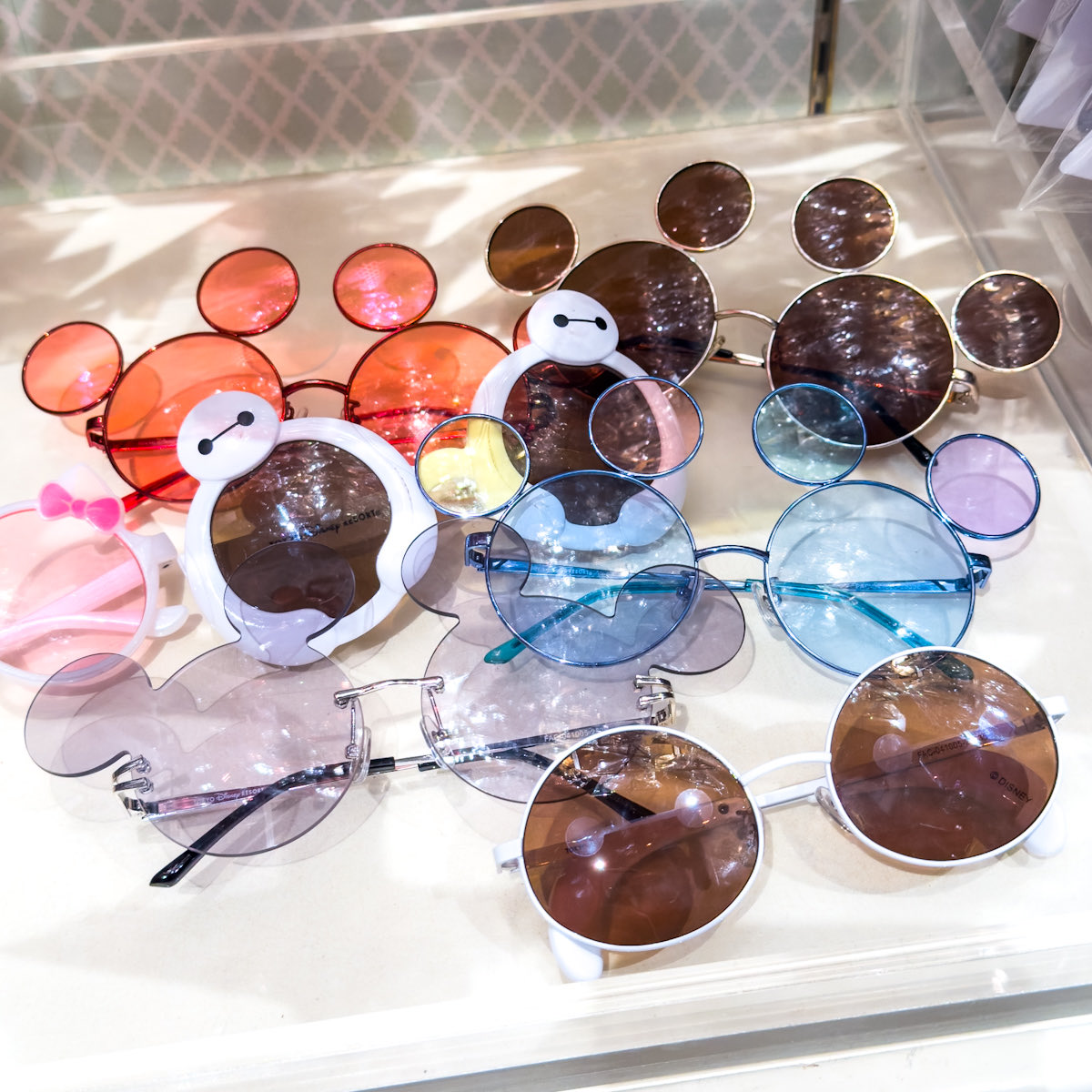 MezzoMikiD's tweet photo. ミッキー、ベイマックスデザイン！
東京ディズニーリゾート
ファッション用グラス（サングラス） 
本日6月25日発売☆
https://t.co/jj0h7xArLb https://t.co/KVTrQoNals