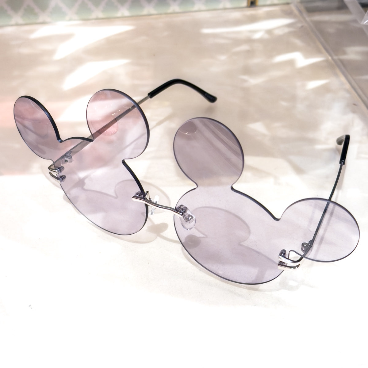 MezzoMikiD's tweet photo. ミッキー、ベイマックスデザイン！
東京ディズニーリゾート
ファッション用グラス（サングラス） 
本日6月25日発売☆
https://t.co/jj0h7xArLb https://t.co/KVTrQoNals