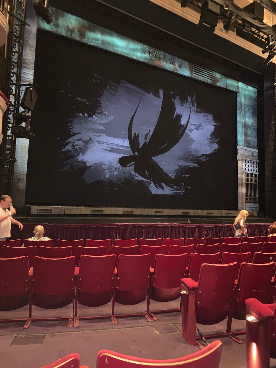 lampost's tweet photo. Another trip to Dreamland, in the sweltering heat. Goodness knows how hot it was for the performers up there on stage. Wonderful performances as usual from a brilliant cast. Special shout out to @Tha0Nguy3n as Gigi. Tear jerking performance of Movie in my Mind. 🚁 https://t.co/93d7RO4awR