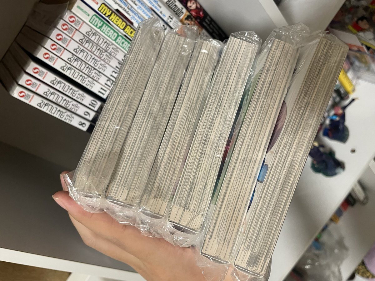 SUMSUMLUU's tweet photo. ˗ˏˋ ꒰ ♡ ꒱ ˎˊ˗  มังงะ #บันทึกแวมไพร์วานิทัส มือ2 เล่ม 1-6 สภาพ 98% อ่าน 1 ครั้งไม่มีตำหนิ

‼️ 240 บาท
🚛 ค่าส่งเหมาๆรวมกับเล่มอื่น 60 บาท

#ตลาดนัดวานิทัส
#ตลาดนัดบันทึก���วมไพร์วานิทัส 
#ตลาดนัดอนิเมะ
#ตลาดนัดมังงะ 
#ตลาดนัดมังงะมือสอง
#siamintercomic #มังงะมือสอง https://t.co/QEUxH3OBlQ