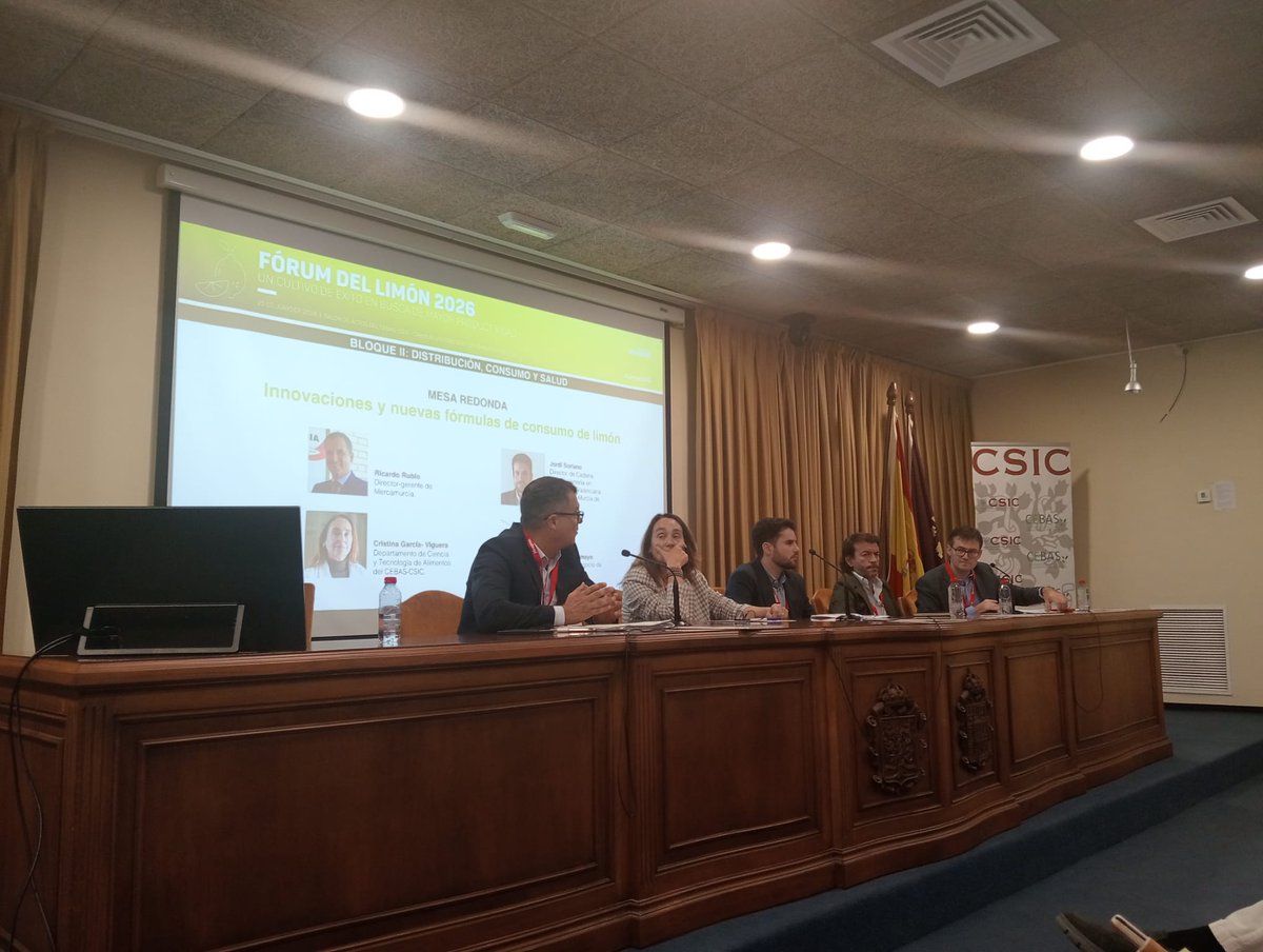 CEBAS_CSIC's tweet photo. 🍋 El Forum del Limón ha reunido hoy en el CEBAS-CSIC a 150 expertos en el cultivo del limón para analizar los principales retos a los que se enfrenta el sector y compartir posibles soluciones desde la investigación, la innovación y la colaboración 🤝. https://t.co/hmTwrSLQAI