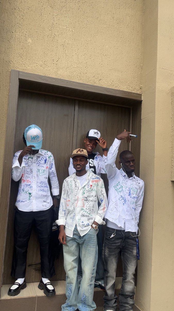 jawonlayA_'s tweet photo. Five years in Lasu 😂❤️ https://t.co/Tx9f8YZOWB