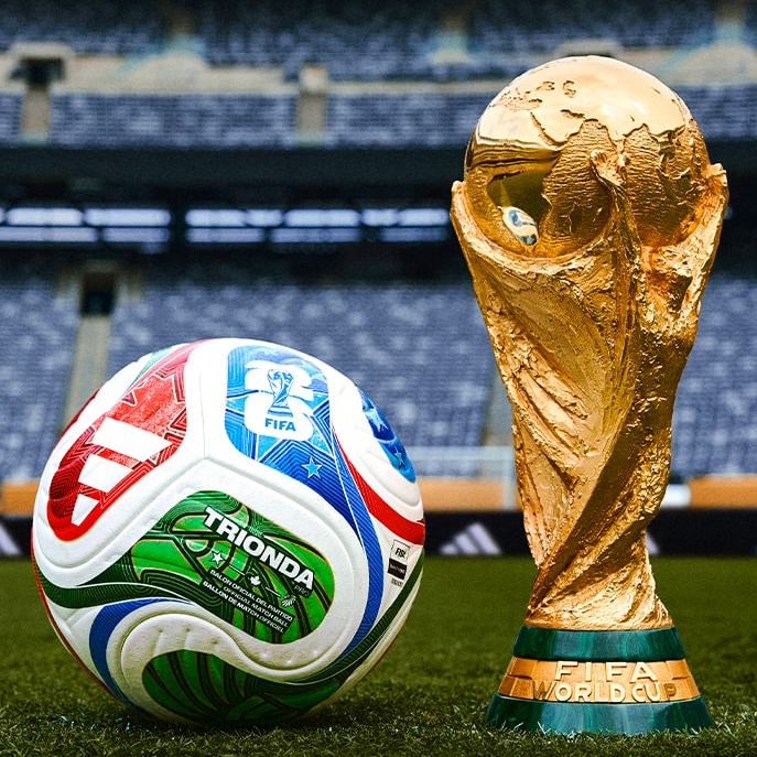 HYPEX's tweet photo. FOOTBALL-THEMED SKINS ARE COMING SOON

They're defaults and you'll able to rep a participating country on them

[VIA Me &amp; @ShiinaBR] https://t.co/HEu5sXMqU5