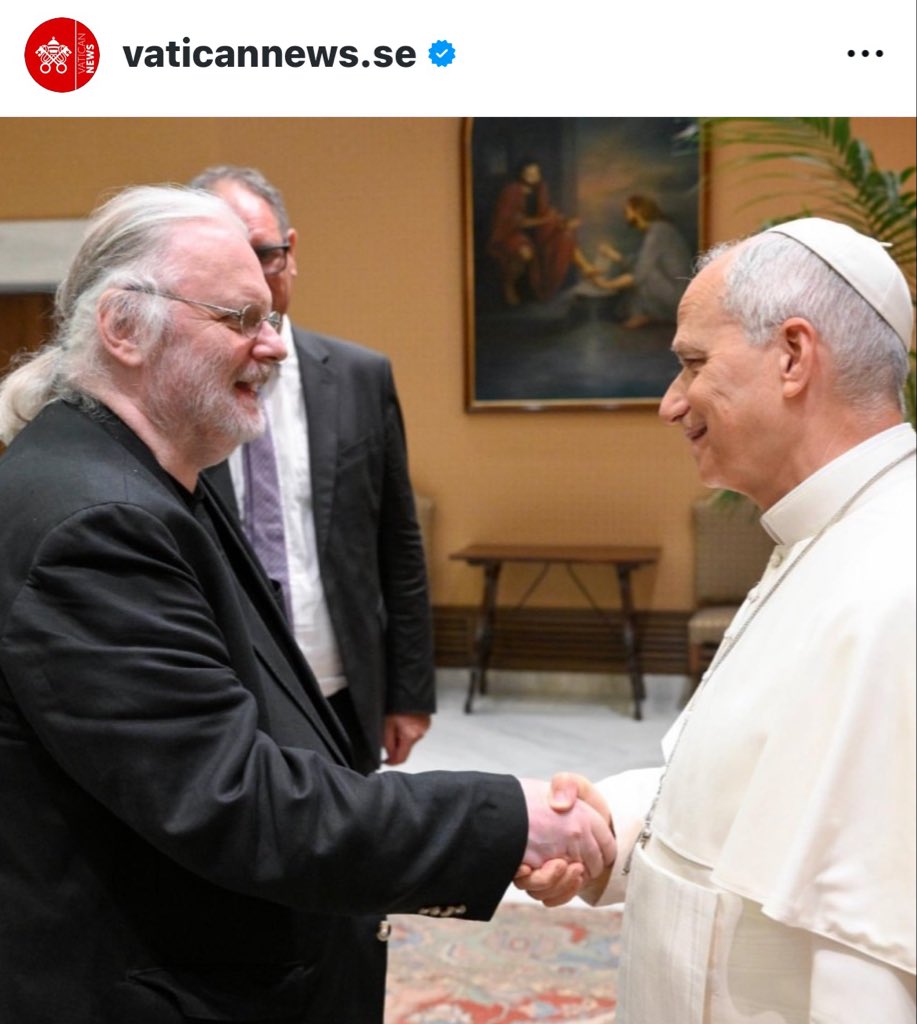 KarlGustel's tweet photo. Norwegian Catholic writer and Nobel Laureate Jon Fosse with His Holiness, Pope Leo XIV. https://t.co/iU4YrrbD6u