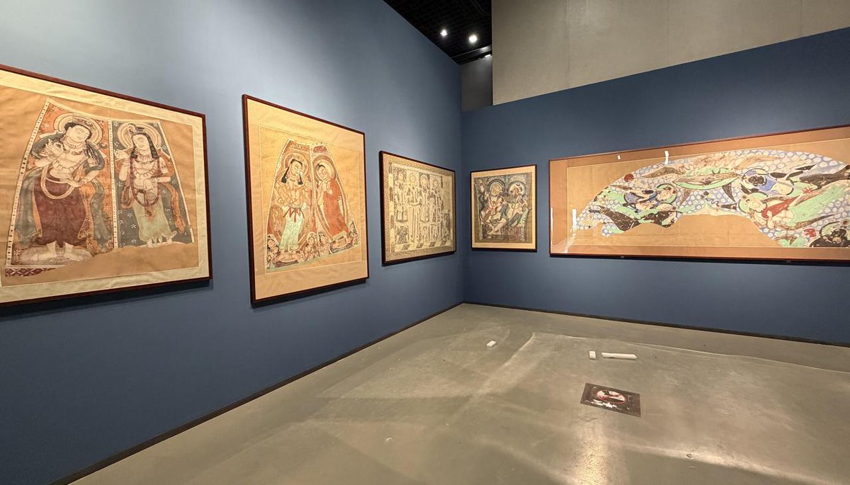izhejiang's tweet photo. The 2026 Silk Road Week has opened at the China National Silk Museum, exploring the legacy of the ancient Silk Road. Featuring historical exhibitions, displays of textiles from Morocco, and academic exchanges, the event highlights the enduring dialogue between civilizations. https://t.co/VuFxPMn8jQ