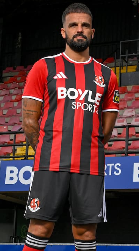 KickingMatch tweet picture