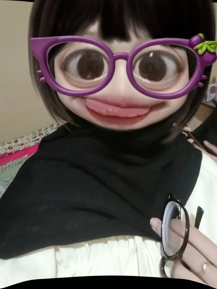 Gadis tweet media