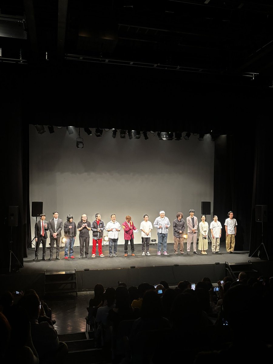 yasuemooogeee's tweet photo. 友人が出演する舞台を観に下北沢へ。
マツモト倶楽部座旗揚げ公演
『それでも笑わせる。』
めちゃくちゃおもしろくて、観に行けてよかった✨😊🫶 https://t.co/rN2eDWjaIJ
