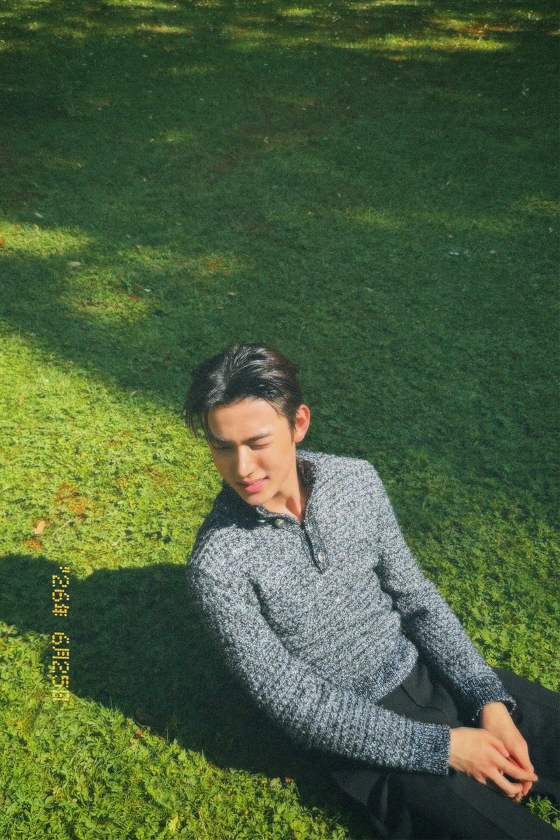 eomseaniee's tweet photo. 𝓟𝓪𝓻𝓲𝓼, 𝓓𝓲𝓸𝓻 2026 📷ᵕ̈ https://t.co/IqzHYYp0uz