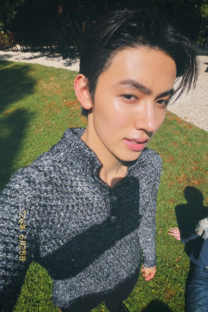 eomseaniee's tweet photo. 𝓟𝓪𝓻𝓲𝓼, 𝓓𝓲𝓸𝓻 2026 📷ᵕ̈ https://t.co/IqzHYYp0uz