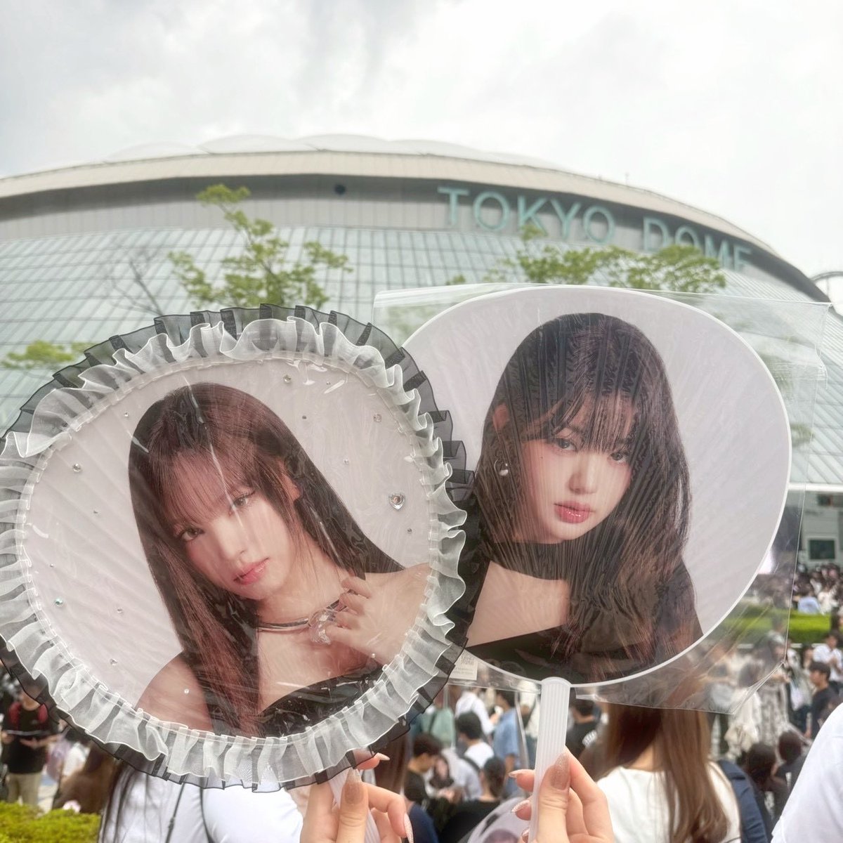 ckcmma_0626's tweet photo. 初めてのIVEちゃんのLIVE楽しかった...♡
リズ可愛すぎてドームのビジュでたら絶対ほしい.....
また行けますように⸜ ♡ ⸝

それぞれ色が違ってみんな輝いててかっこよかった🥹 https://t.co/pjWrmYQKJN