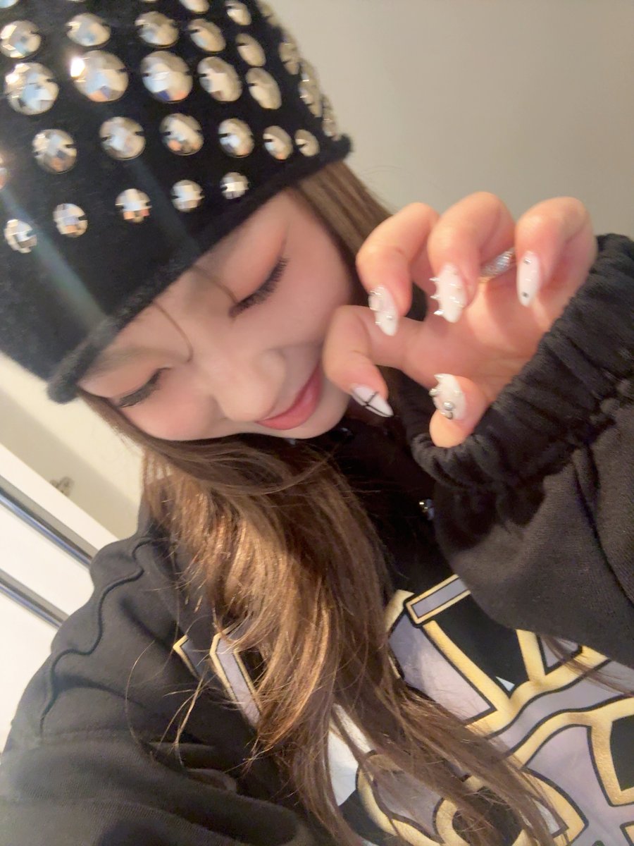 hiipe_princess's tweet photo. にちじょう🤞🏻😛⭐️

#HIIPE_Princess #하입프린세스 #ハイププリンセス #ハイピー   
#RINO https://t.co/5S6nlcXics