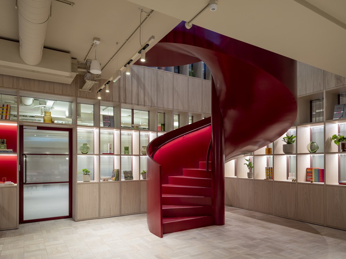 Parkeray's tweet photo. We’re wishing the very best of luck to SODA Studio  and GPE as Nineteen Wells Street takes its place as a finalist in the Project of the Year – Workplace Interiors category at the Mix Awards. A fantastic recognition for a standout project. #Parkeray #LoveConstruction https://t.co/zlJbtBoUxS