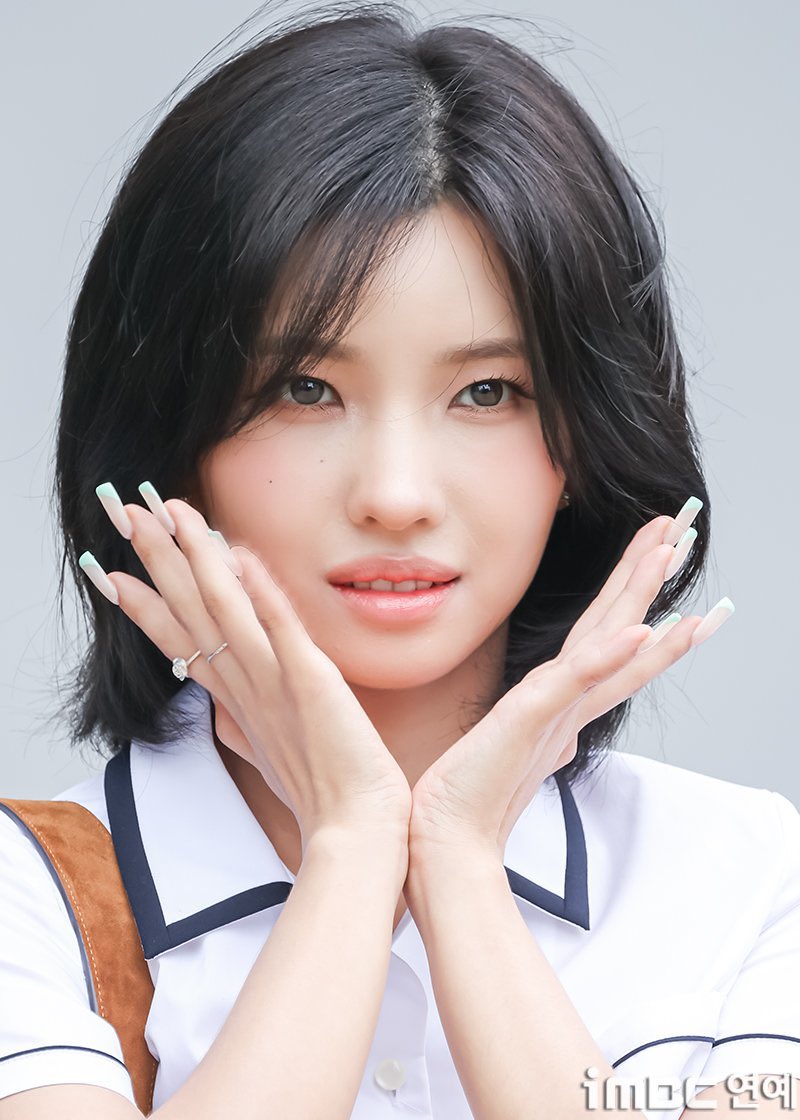 JSoyeonBrasil's tweet photo. https://t.co/V3XVM88Yqh