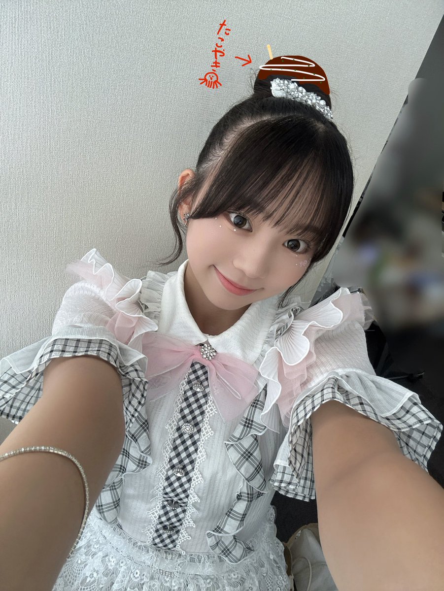 minashibui_hkt's tweet photo. #HKT15周年ツアー 
HKTの良さがいっぱいいっぱい詰まってます~！

個人的には、これが出来るのがこのグループだよなぁ( ˶`﹀´˵ )となることができるので嬉しいの！！大阪だしね！？

ぜひお友達とか誘って会いに来てっ🍬

大阪予習はこの動画で出来るからぜひ見てね👀
https://t.co/HC1JoKfSEi https://t.co/jn7D3XU9UV