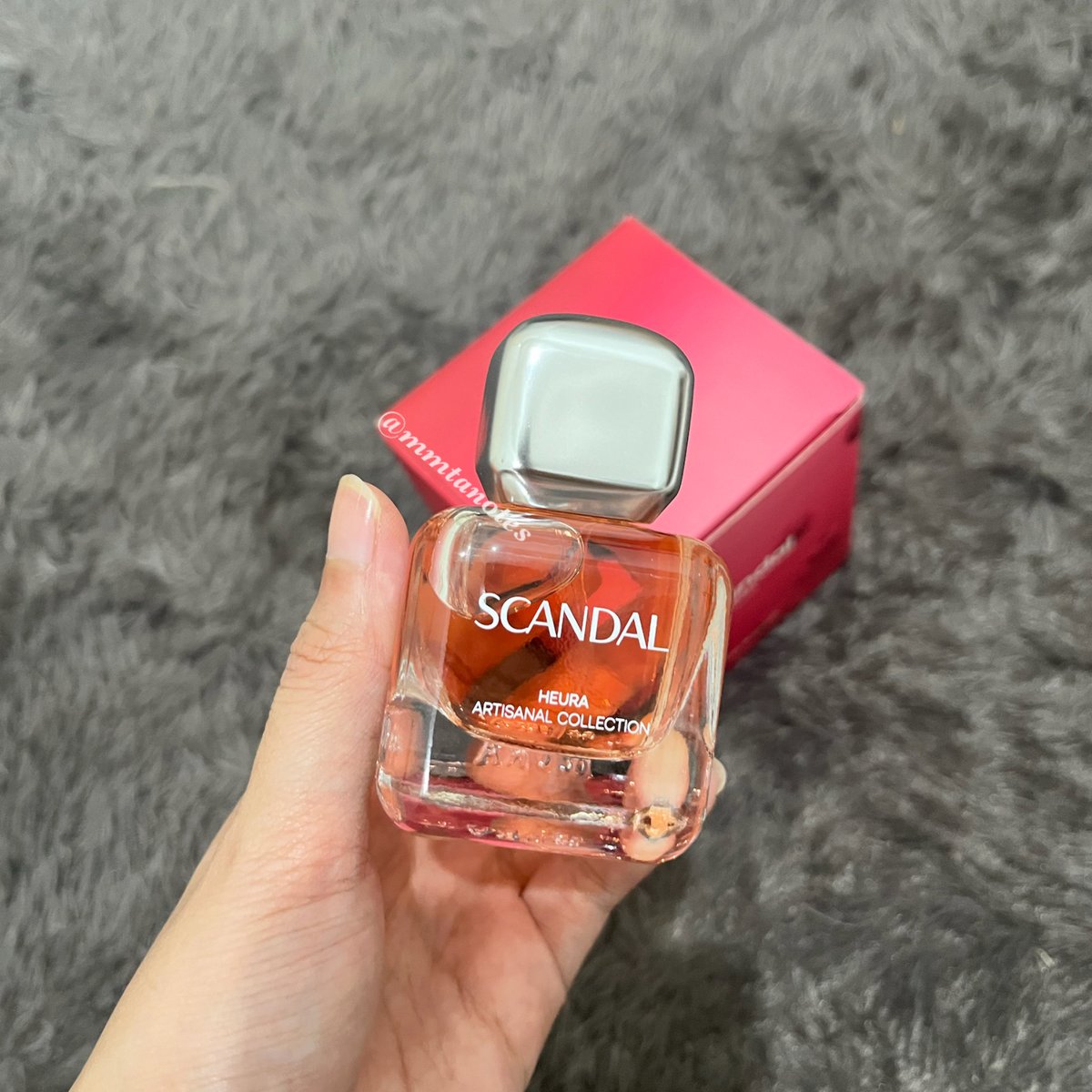 mmtanotes's tweet photo. @Senasinisono Lagi suka pake parfume ini kakkk

https://t.co/97ULcGJJ8S https://t.co/BwkgDZsvFI