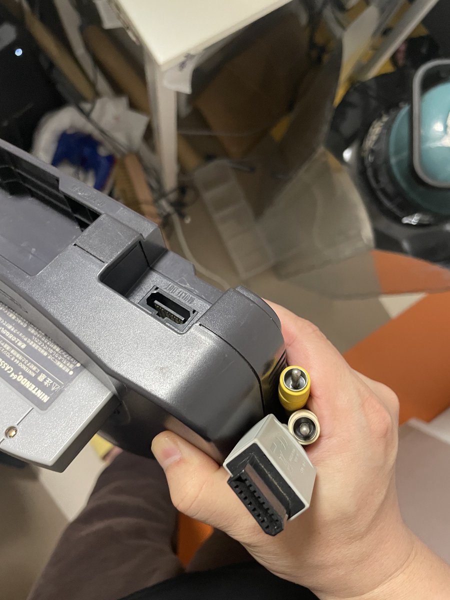 jirosma's tweet photo. ふぁうすとから魂受け取って土曜のためにウキウキでトレモしようかと思ったら、三色コードがwii、しかも以外のやつ https://t.co/beXqkmZKAf