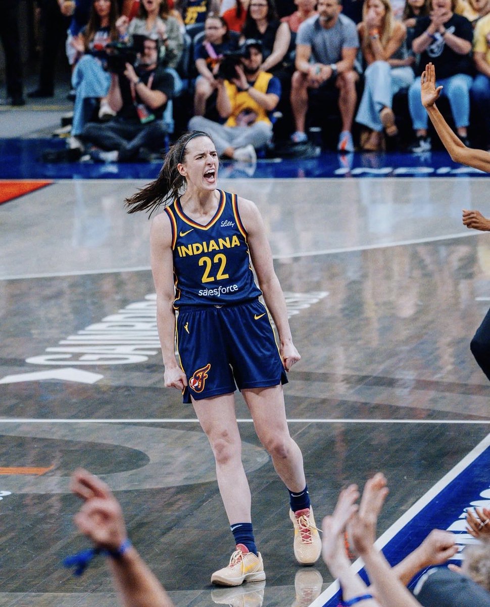 RGIII's tweet photo. No Caitlin Clark on this poster is RIDICULOUS. 

No Diana Taurasi
No Sue Bird
No Tamika Catchings.
No Candace Parker.
No Elena Delle Donne.
No Cynthia Cooper.
No Sylvia Fowles.

RIDICULOUS.

You can’t tell the 30 year history of the WNBA without these women. https://t.co/zSetGCTKdn