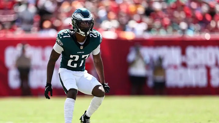 thomasrp93's tweet photo. Quinyon Mitchell among all CBs:

- 42% forced tight window rate (1st)
- 1.8 yards after catch (1st)
- 43.7% receptions allowed (2nd)
- 54.4 passer rating allowed (2nd)
- 0.16 epa per target (2nd)

Remember that was his 1st year traveling too 👀🔥

#Eagles https://t.co/dykVHo2pd6
