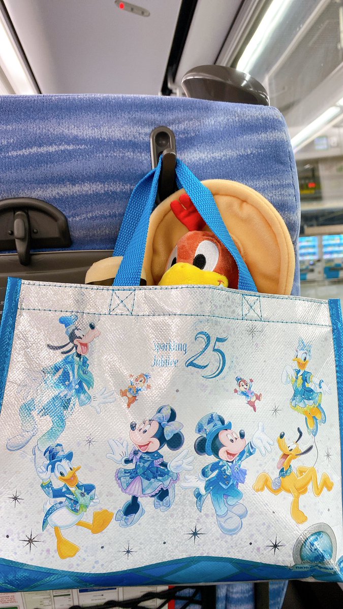 vb_ge's tweet photo. 友人達と海に行きました✌️ふくらはぎちきれそう https://t.co/6WgIxQiiLP