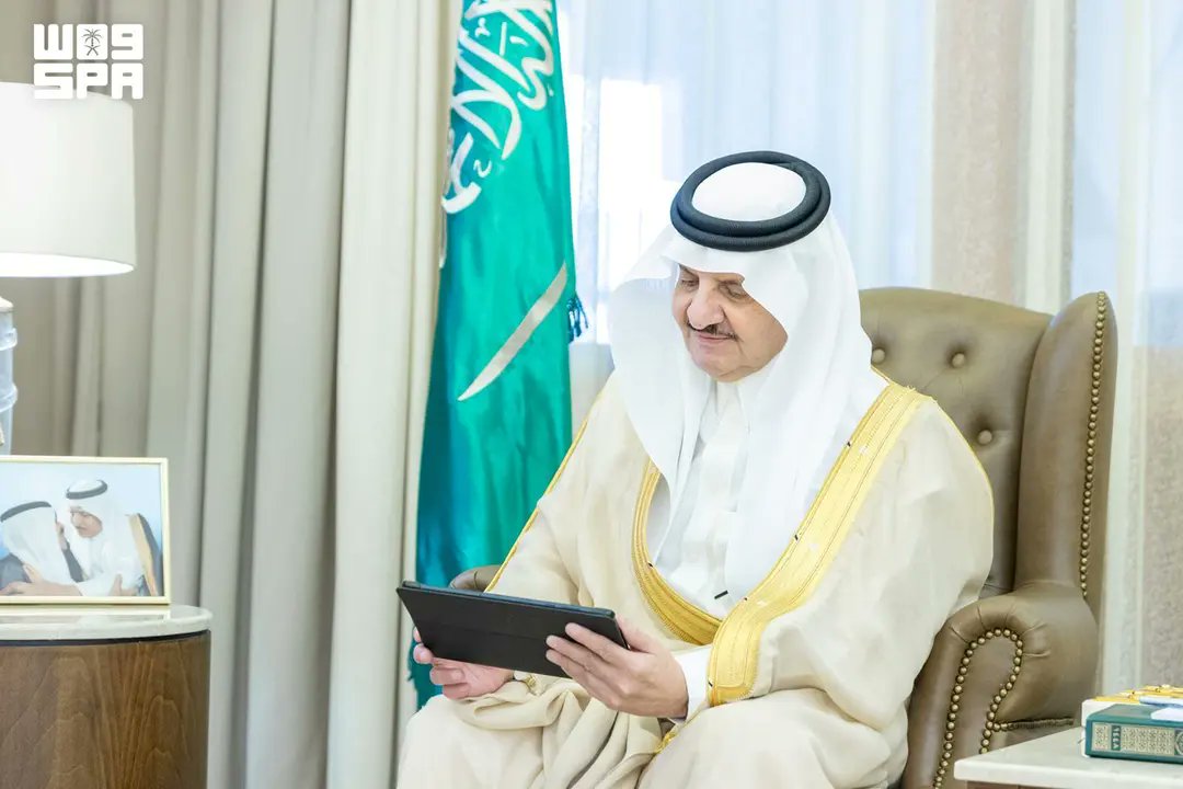 AlMnatiq's tweet photo. أمير  #المنطقة_الشرقية يدشّن النسخة الثالثة من جائزة "#المصنع_المثالي" لتعزيز الالتزام البيئي في القطاع الصناعي وتحفيز تبني أفضل الممارسات المستدامة بما يدعم مستهدفات رؤية 2030.
  #الاستدامة_البيئية https://t.co/wBrhTvblvY
