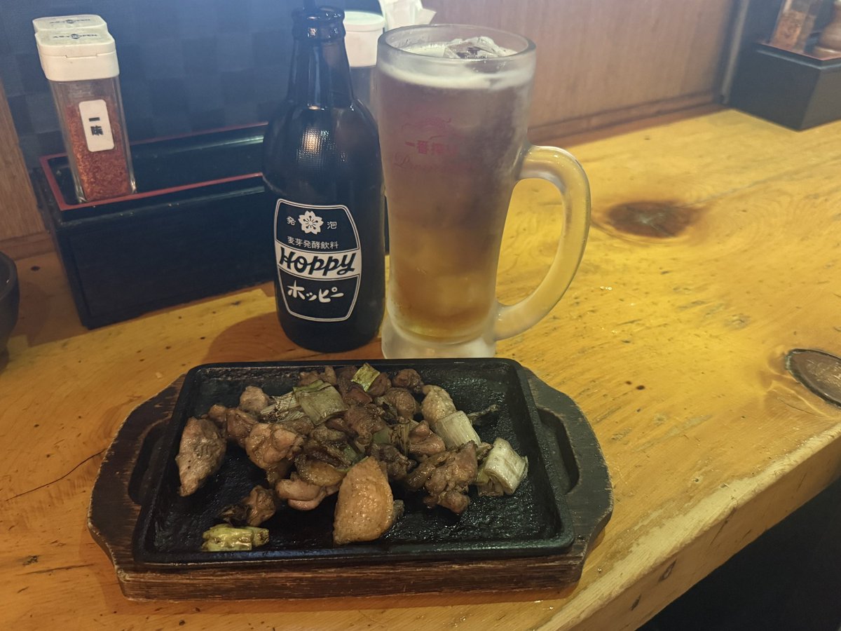 sotomarusan's tweet photo. ももネギータ食べながら試合見てたらギータがヒット打った\( ˙▿˙　)/
#晩酌
 #sbhawks
#秋葉原
#タカカラ
#めありめし https://t.co/FRRwSADTE8