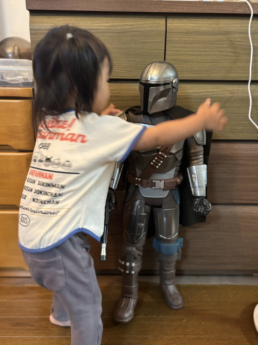 kkk52961's tweet photo. ディンさんと親友になったみたい🤣
#マンダロリアンアンドグローグー https://t.co/G10kmuPV2E