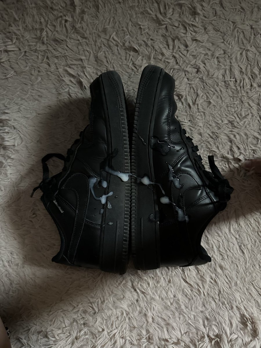 BootBator's tweet photo. My Nike AF1s make me horny https://t.co/GNwoXSa1S4
