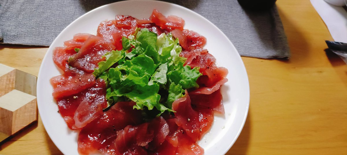 diegorodiegoro's tweet photo. 冷やしゴマ豆乳坦々そばと、マグロのカルパッチョを作りました https://t.co/hpHfbuZGde