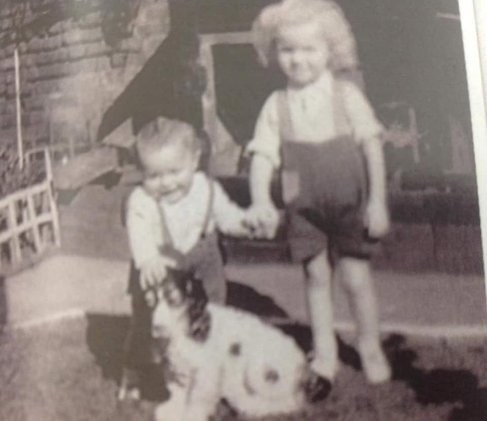 MarcBolan1977's tweet photo. 🎂Wishing a very Happy 81st Birthday to Marc's brother, Harry Feld! 🎂 xx #marcbolan #trex #kalmiyh #happybirthday https://t.co/xiIvNf0ktZ
