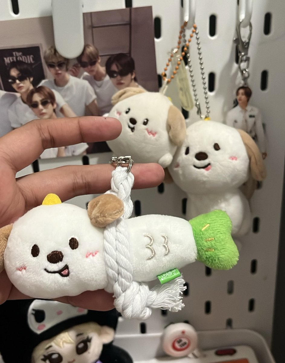 abcdecemberr's tweet photo. ได้ปลามาเข้าแก๊งแน้วว 🐶🐟 https://t.co/F8auUxXKet