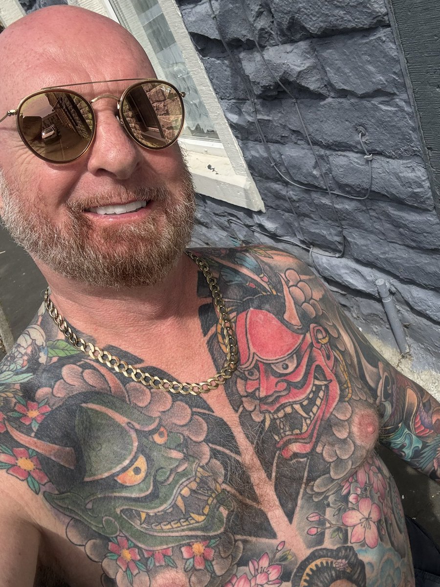 pcmediafix's tweet photo. Enjoying the sun #fypシ゚ https://t.co/mWHEDsQlfS