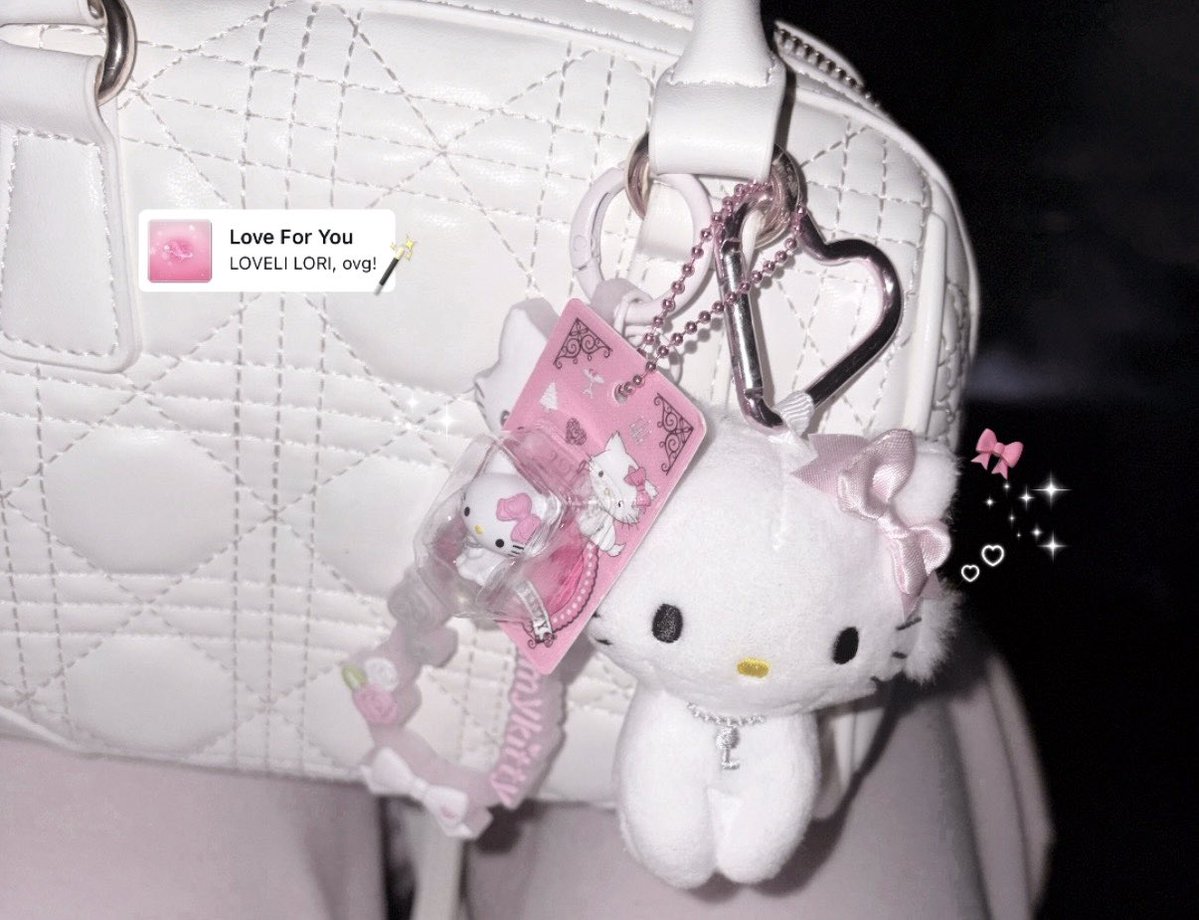 _oxcul_'s tweet photo. セブン限定パッケージミニチュアコレクション＞ω＜♥
大好きなﾁｬｰﾐｰｷﾃｨとｴﾝｼﾞｪﾙｷﾃｨ自引きできて嬉しすぎ~(♡  ̫ ♡)🎀 https://t.co/kYbcEjzCKV