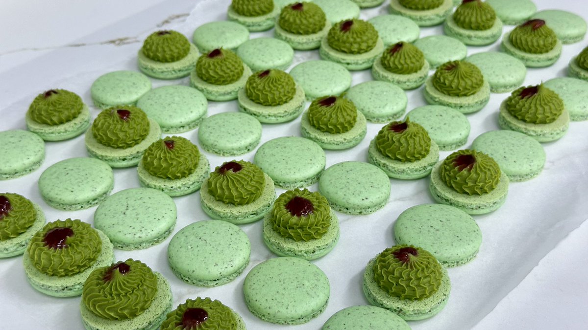 Pearliverse's tweet photo. need to open a bakery asap https://t.co/zJKqPGfHF2