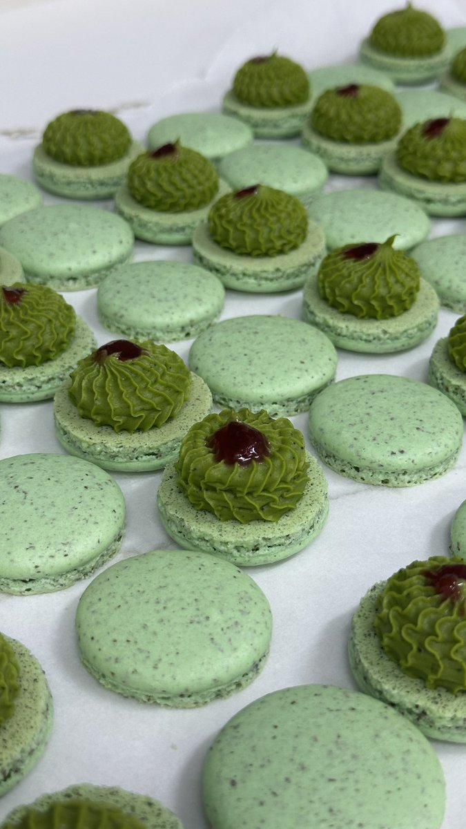 Pearliverse's tweet photo. need to open a bakery asap https://t.co/zJKqPGfHF2
