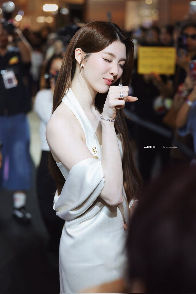Hannie ชน์พชรฐากูร 🍮🌶️ tweet media