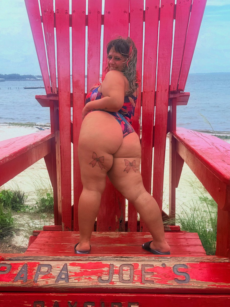 SendToLaurenNow's tweet photo. Doing sessions / customs now

Findom femdom paypig spoonspig https://t.co/xAeK1xV3Jw
