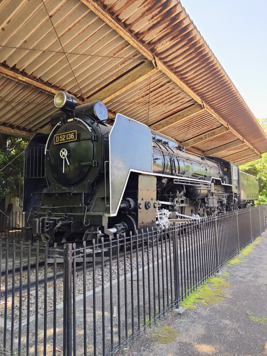 ェ｀*)D52 136号。高沢公園に展示されている蒸気機関車。D52式機関車は