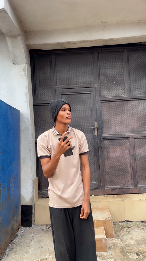 juxtripleeee's tweet photo. Can any babe bag this guy https://t.co/sUcVoWNMf4